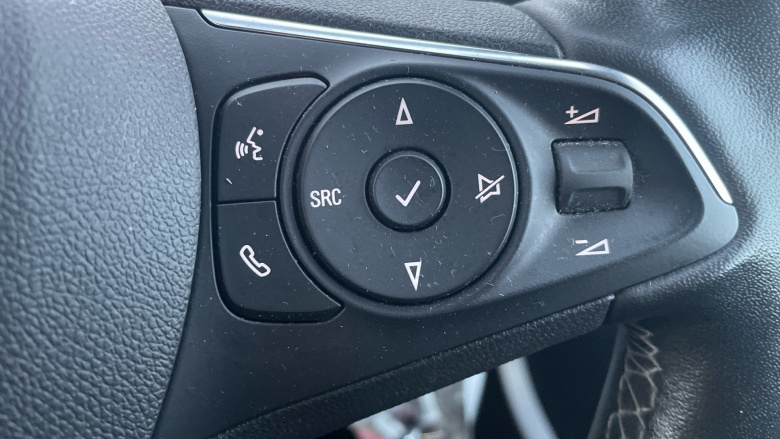 Vauxhall Crossland 1.2 Griffin 5dr Petrol Hatchback